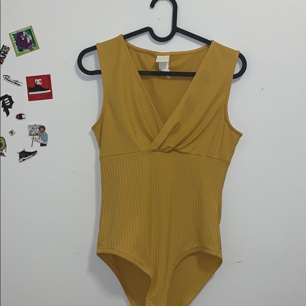 Mustard yellow
